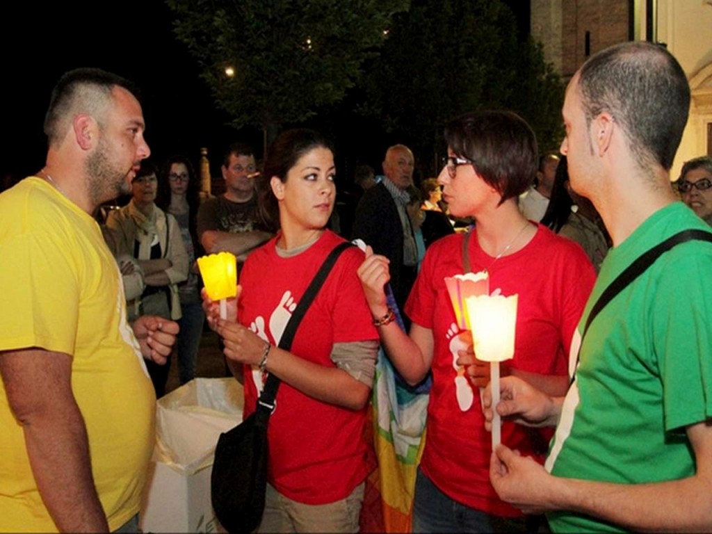 fiaccolata per Erica e Marco 08.05.2013 (21)